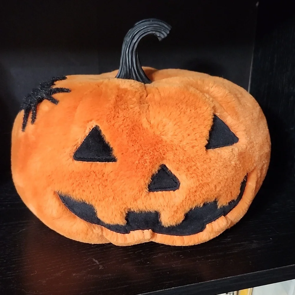 PLUSH JACK 'O LANTERN STYLE PUMPKIN HALLOWEEN DECOR PILLOW
